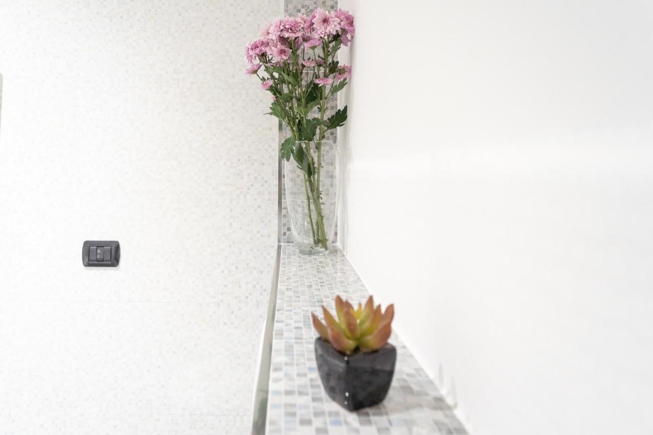 White Flat In Como City Center By Rent All קומו מראה חיצוני תמונה